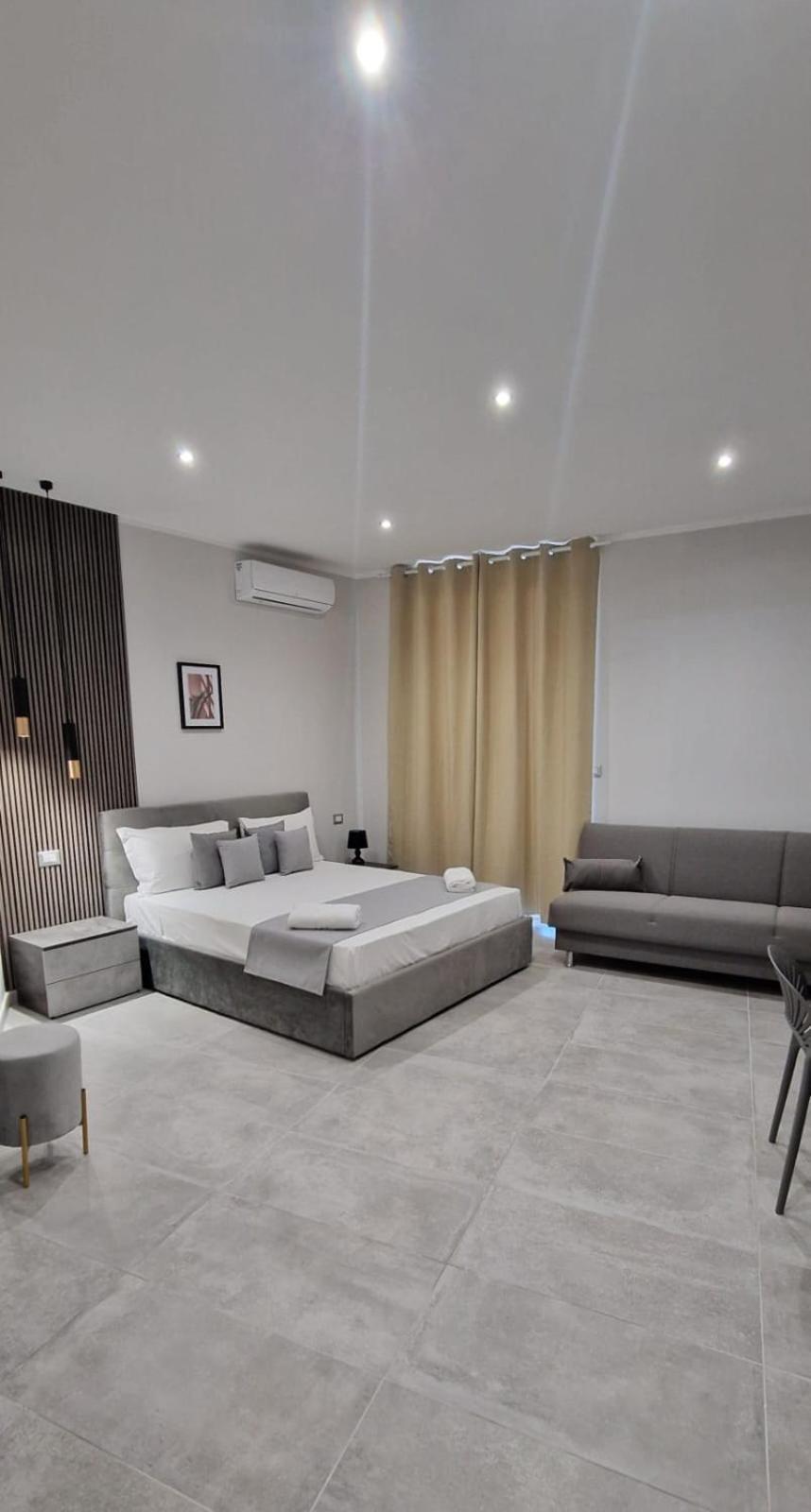 Hotel Movida 카소리아 외부 사진